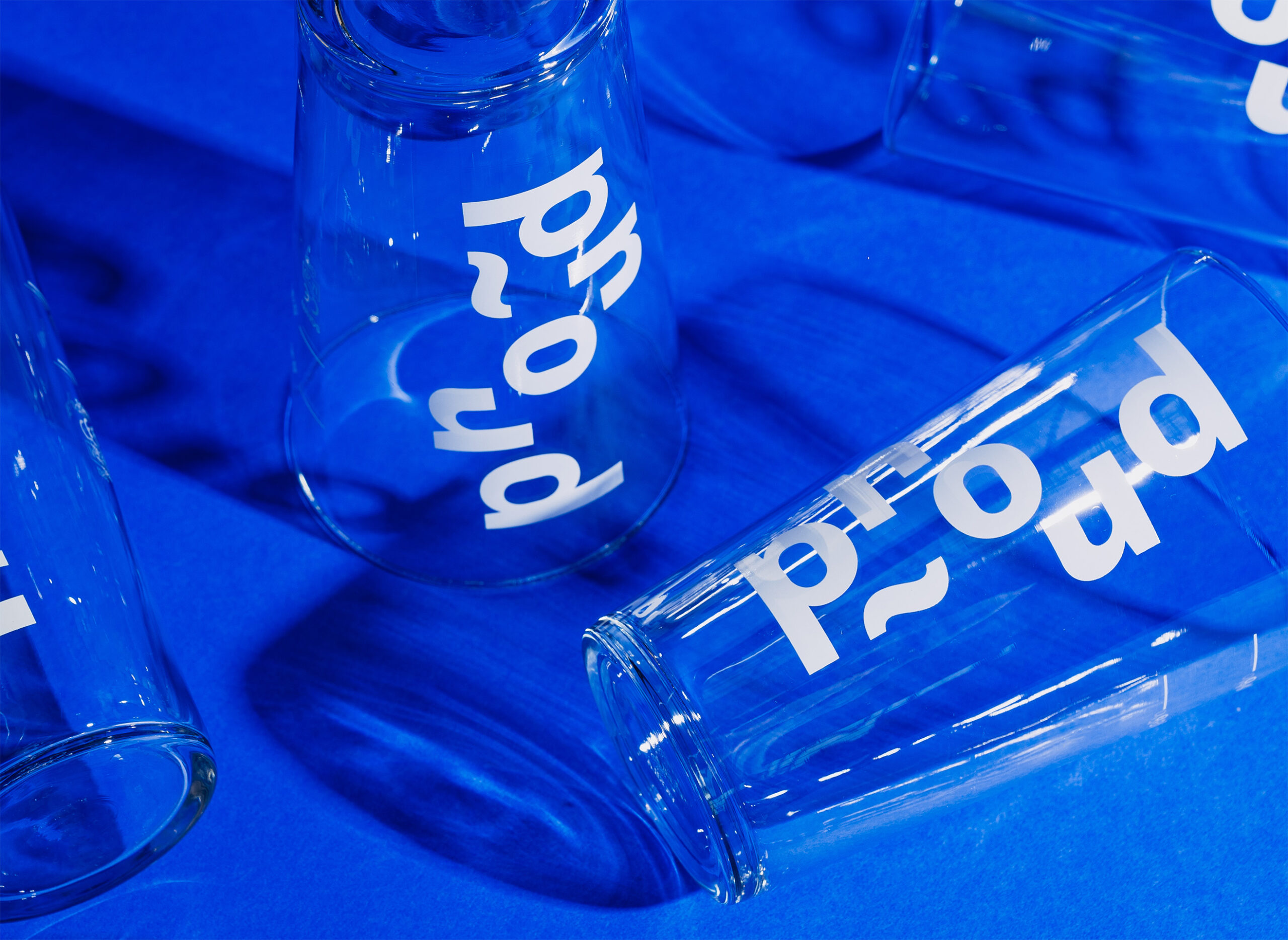 Pivovar Proud Sklenice logo merch